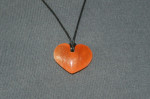 PENDENTIF SELENITE COEUR ROUGE